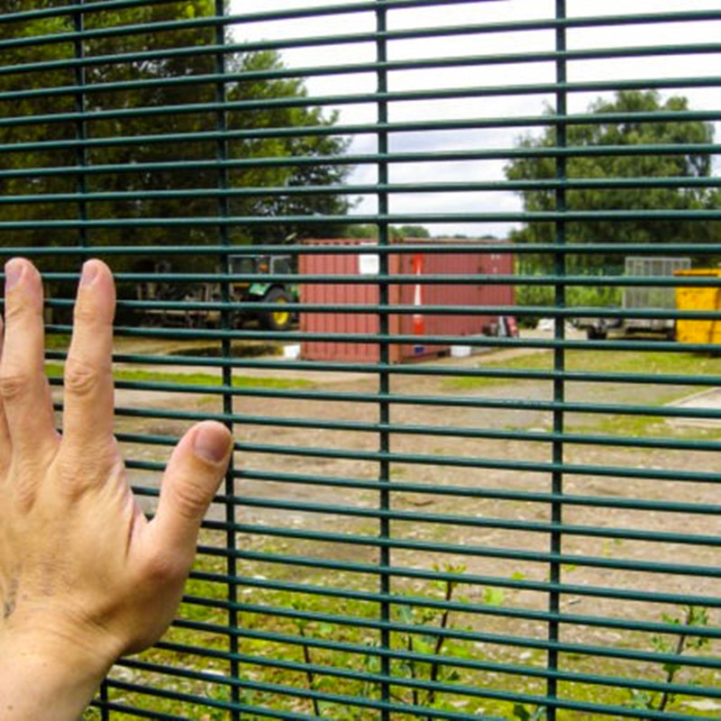 2m Height Modern Design 358 Security Wire Fence Easily Assembled Iron Steel Low Maintenance Coated Steel 3D Welded Mesh