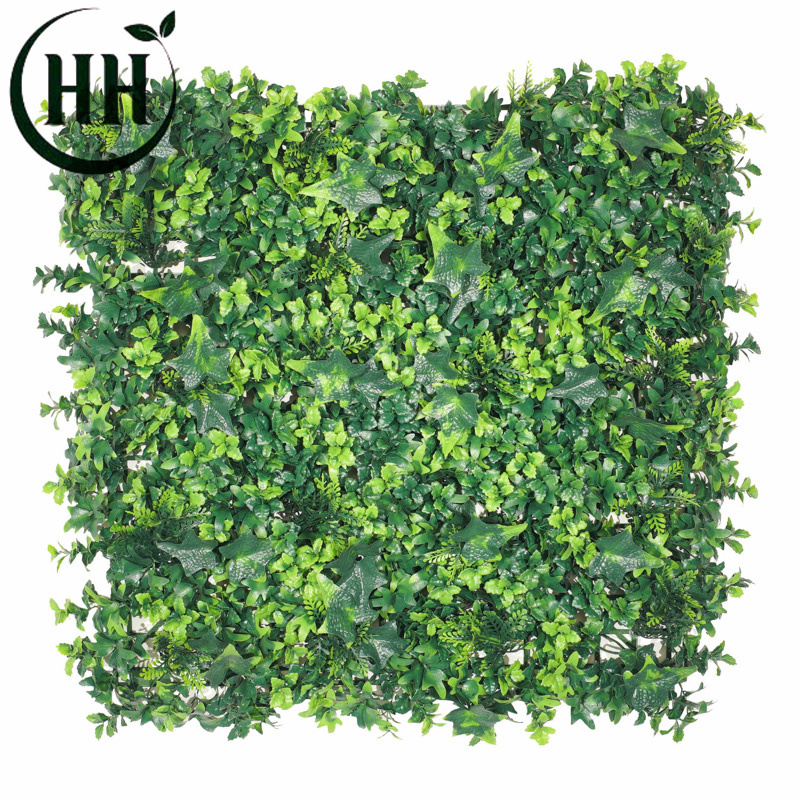 outdoor wedding decoration hanging vertical green leaves hedge plants grass wall backdrop artificial plant wall