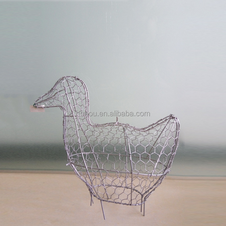 Ivy and Miniature Plant Metal Topiary Frame ,Animal Shape Topiary