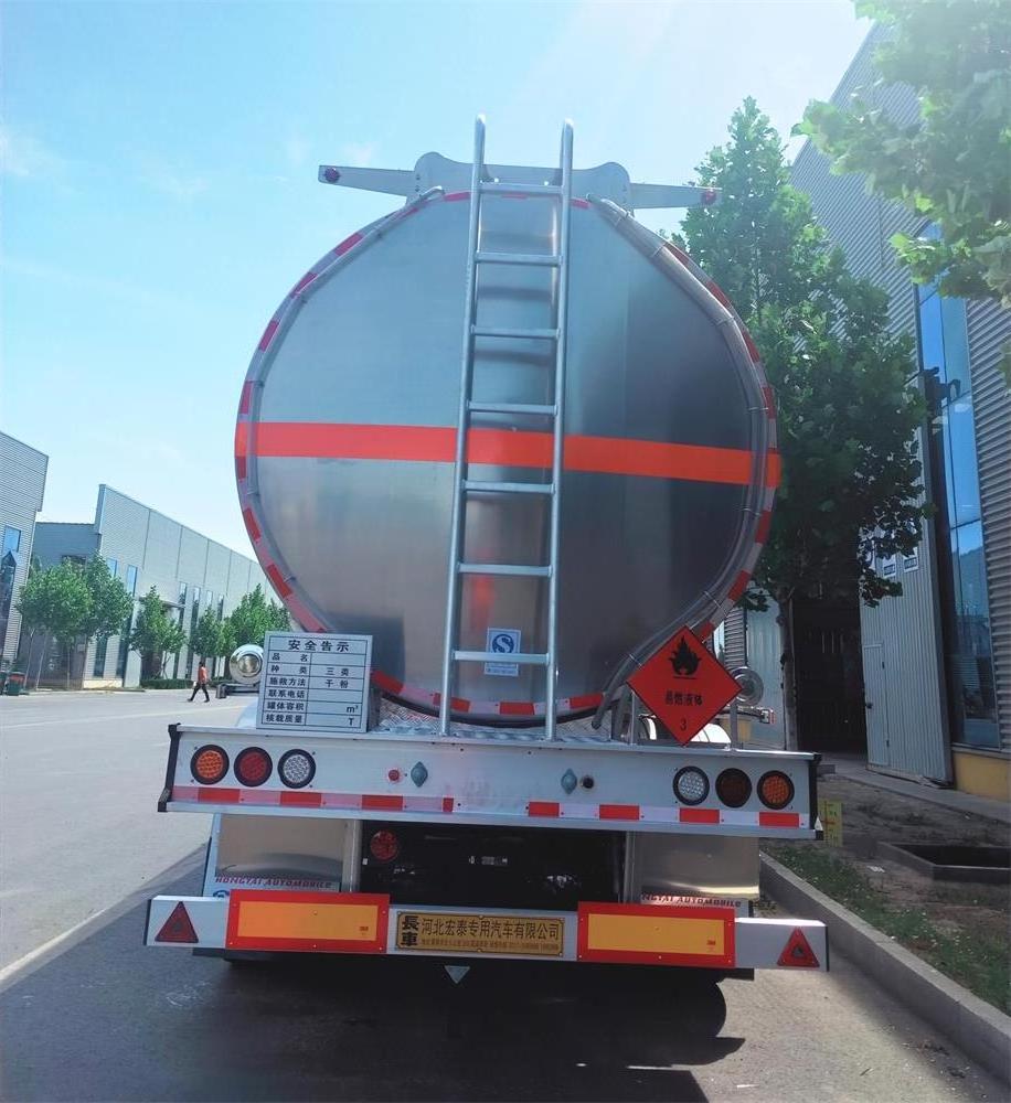 Oil Tank Truck / Chemical Liquid Transport Tanker Trailer