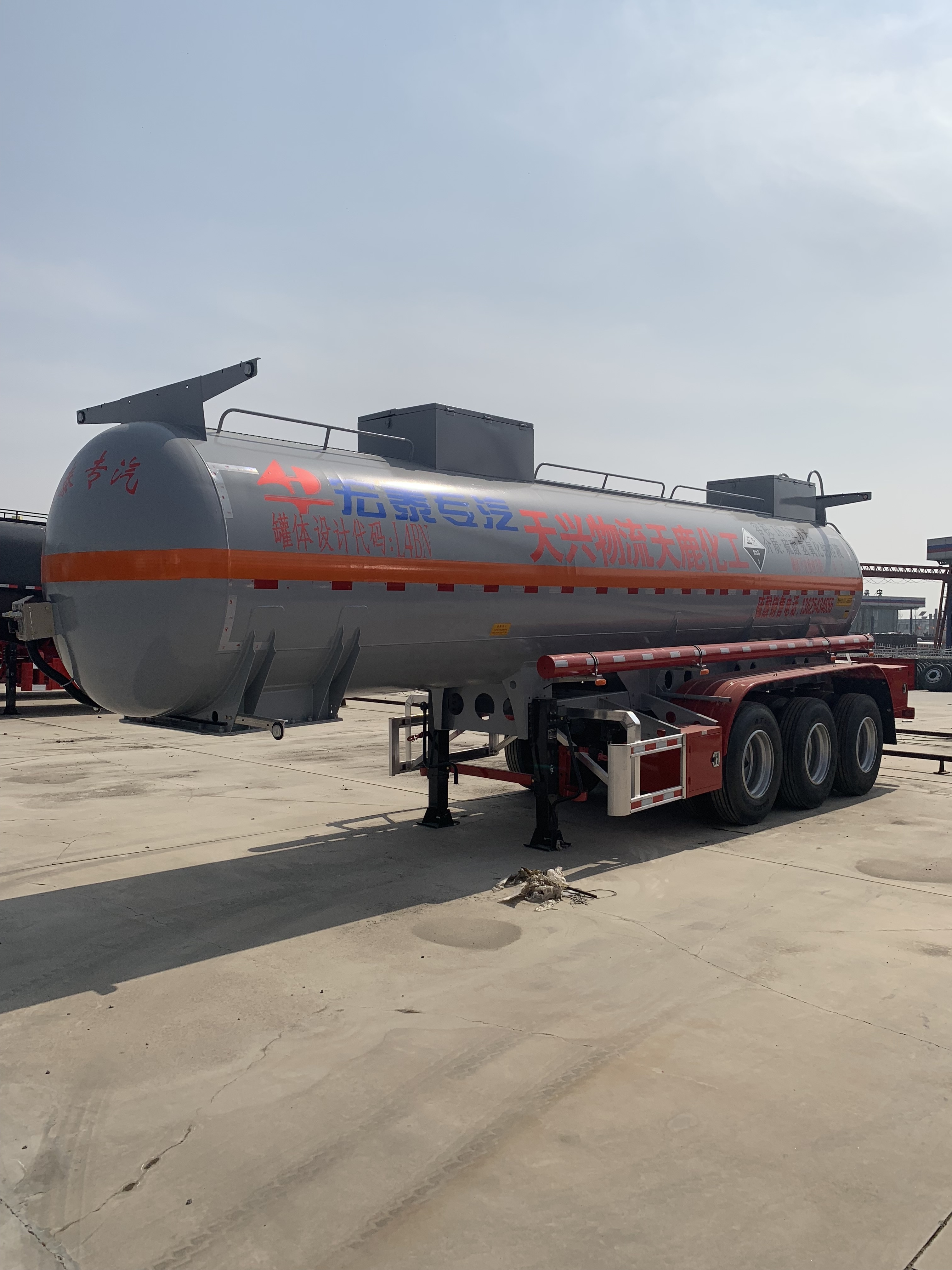 18CBM Acid Tank Truck for sulphuric acid, hydrochloric acid ,sodium hydroxide