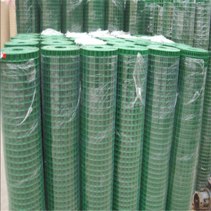 Chicken Fly Pen Galvanized Welded Wire Mesh Fence Panel