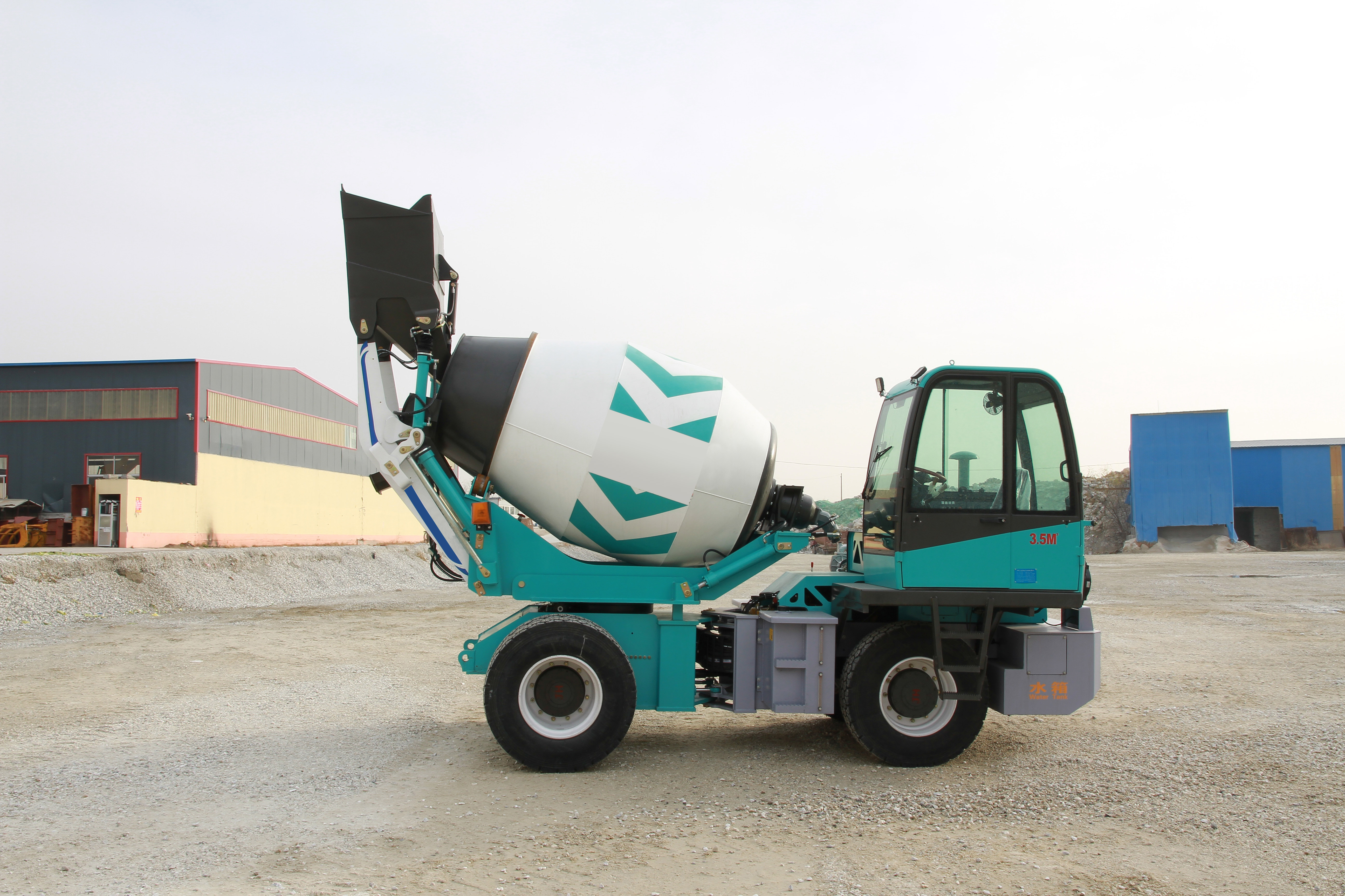 Professional manufacturer portable concrete mixer 1.5m3 2.5m3 3.5m3 4m3 5m3 mobile concrete mixer with pump