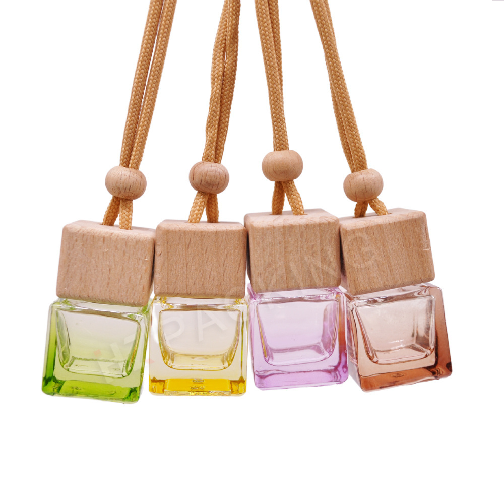 Wholesale Wood Hanging Car Aroma Diffuser 8ml Air Freshener Cube Clear Car Hanging Perfume Bottle With Wood Cap