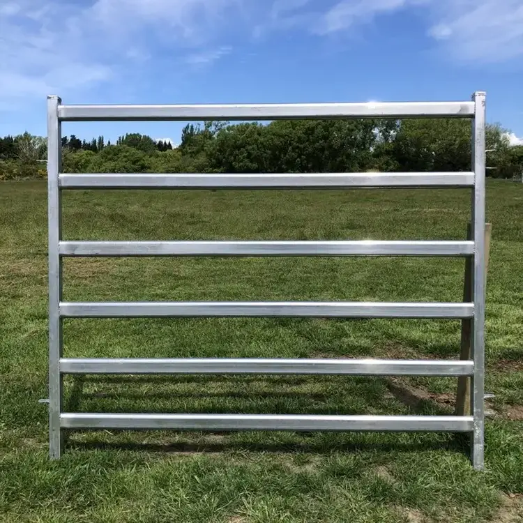 2024//High Quality Cheap Field Yard Horse Goat Sheep Corral Farm Fence Panels Cattle Fence on Farm