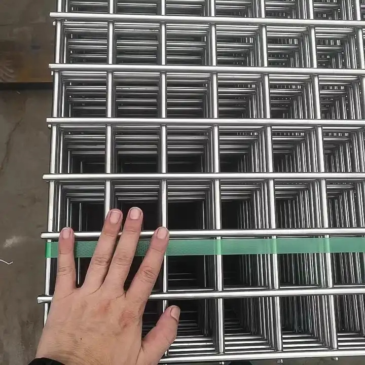 2024//Factory Outlet Flat Galvanized Sheet Welded Wire Mesh Panel Hot Dipped 2x2 Wire Welded Wire Mesh