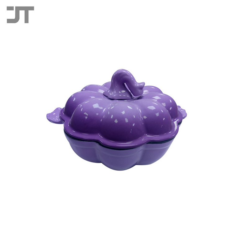 hot sale halloween enamel cast iron frying pot with pumpkin shape