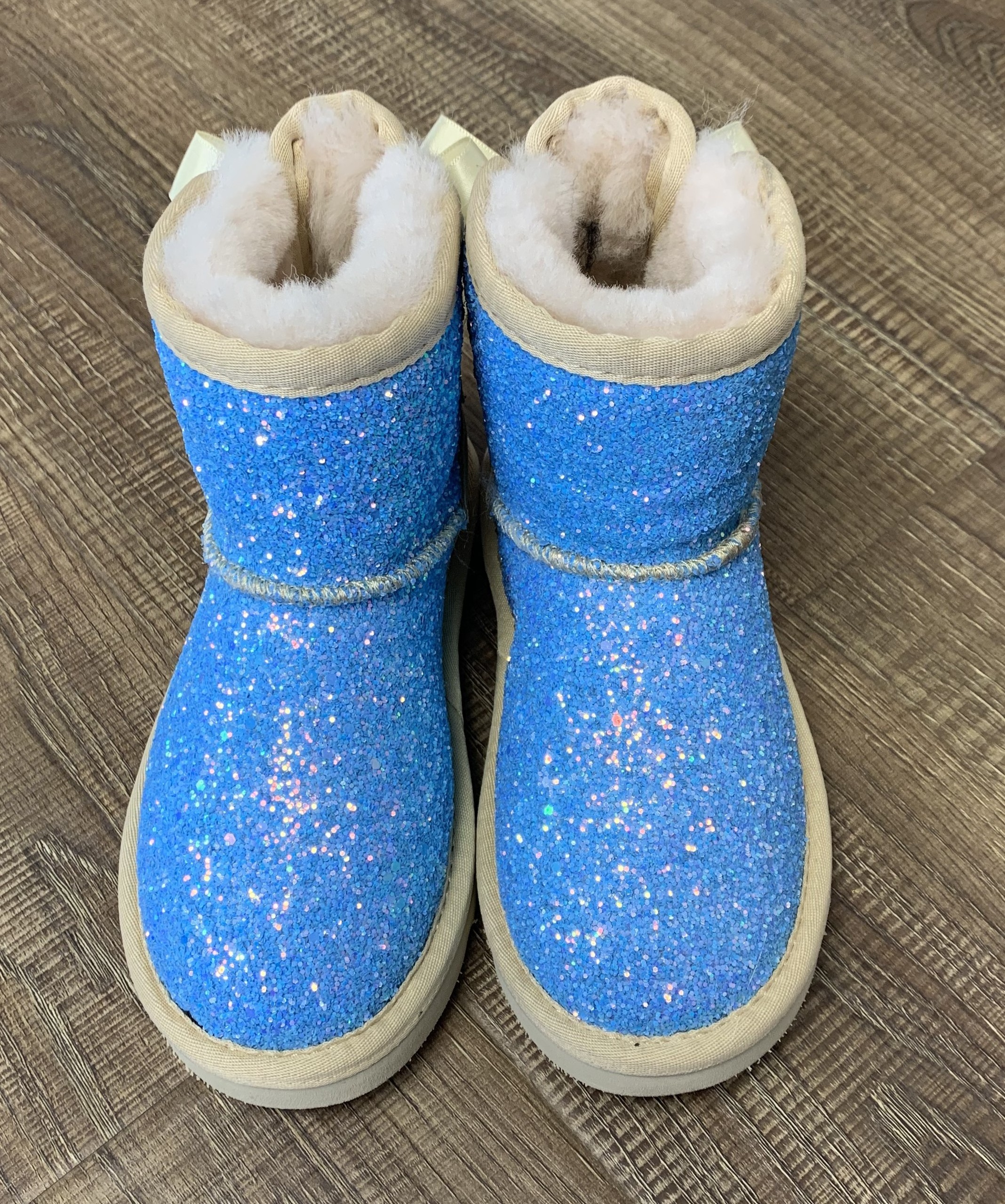 Sparkle shoes Genuine Sheepskin Shoes Furry Raccoon Fur Trimed Kids Women Winter Fur Snow Boots with bows