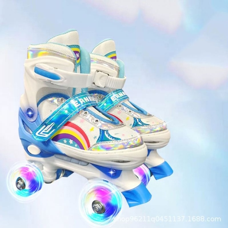 A lot of hot selling Flashing roller in stock blue pink all size adjustable inline skate