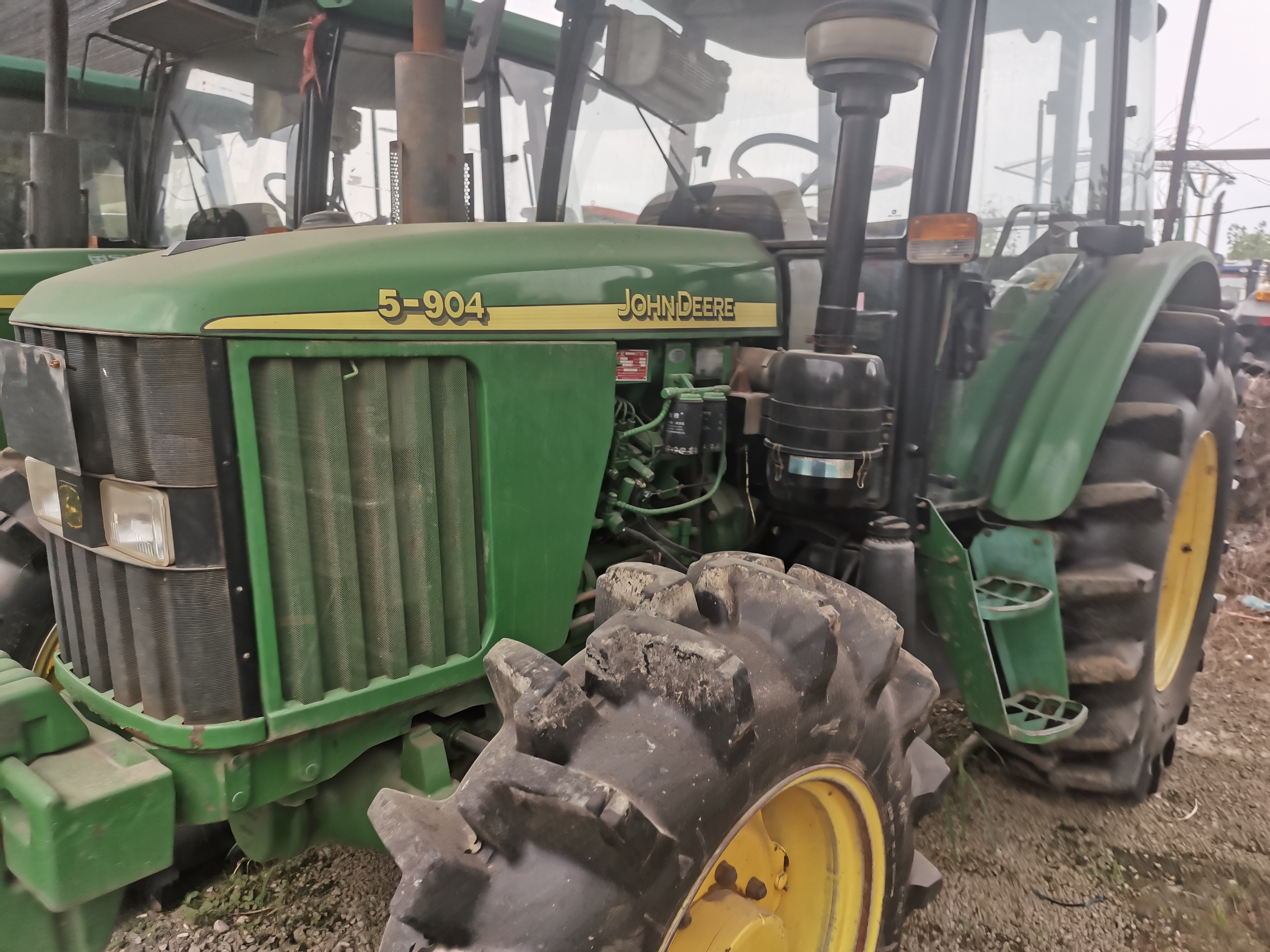 Deer 90HP used tractor tires small tractors in china for sale