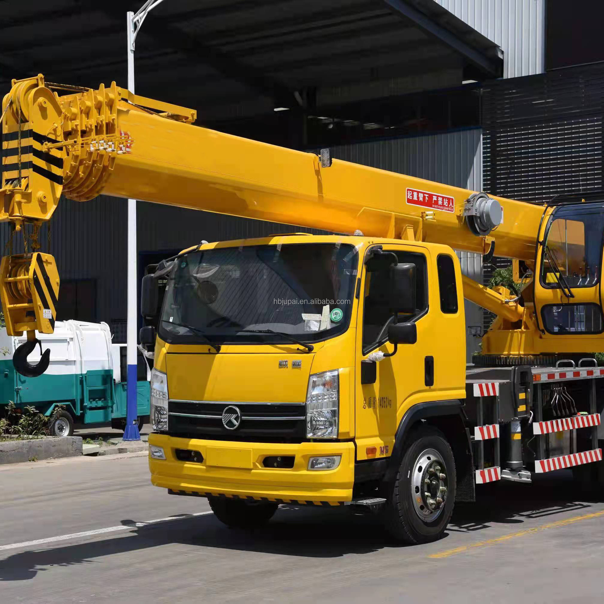 mini truck mounted crane 8ton 16ton telescopic towable trailer truck mounted crane truck with crane