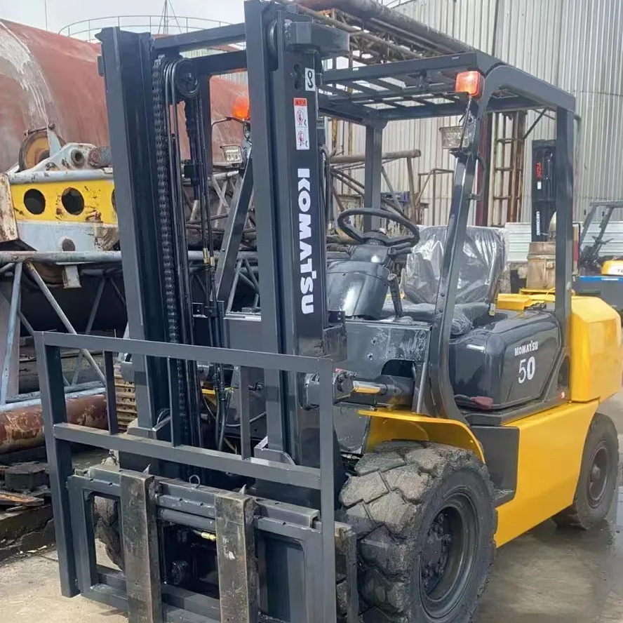 Good Condition Best Service Used Komatsu FD50 5TON Forklift Cargo Handler Diesel Forklift Used mini Komatsu 50 Forklift For Sale