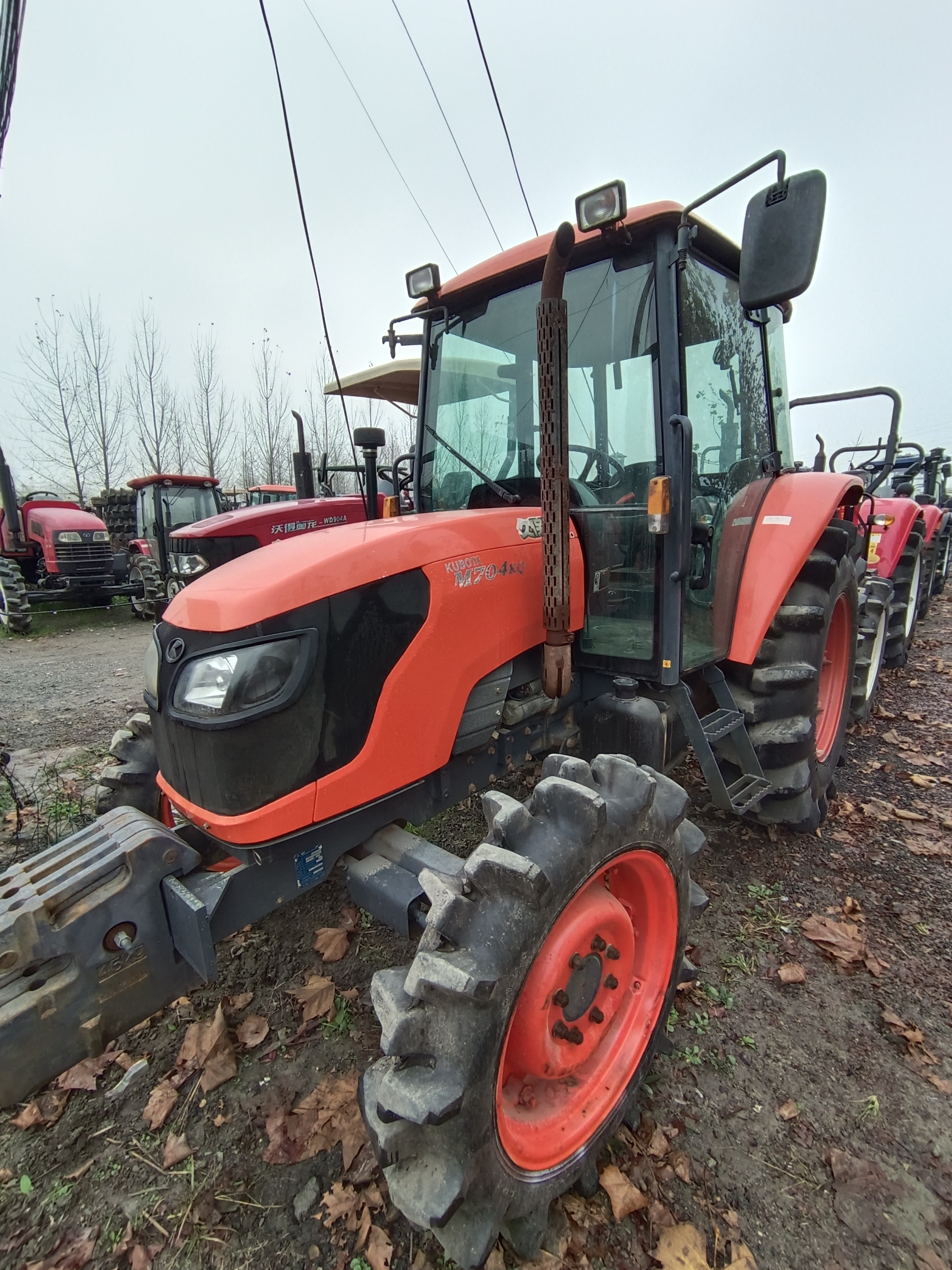 Small farm tractor Second hand used kubota tractor 4WD M704K for agriculture 70hp 4x4 wheel drive farm front loader tractor