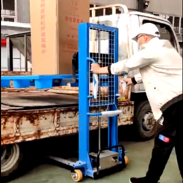 China factory wholesale self loading portable forklift electric stacker