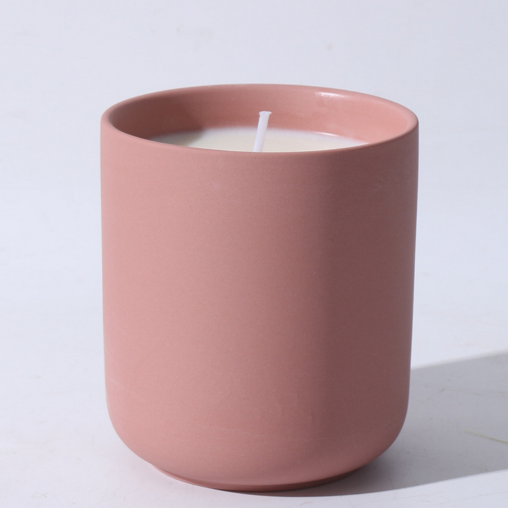 Wholesale Customized ceramic massage candle different color ceramic candle jars with spout