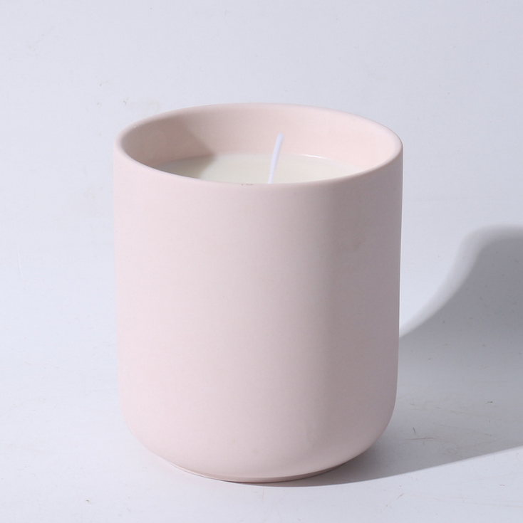 Wholesale Customized ceramic massage candle different color ceramic candle jars with spout