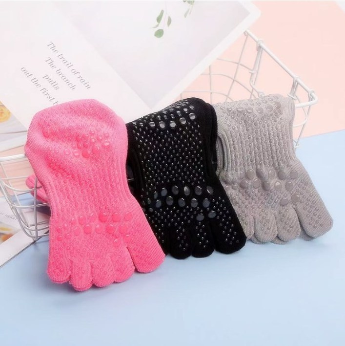 High quality Yoga socks glue five-finger socks women's non-slip Pilates yoga toe split fitness socks