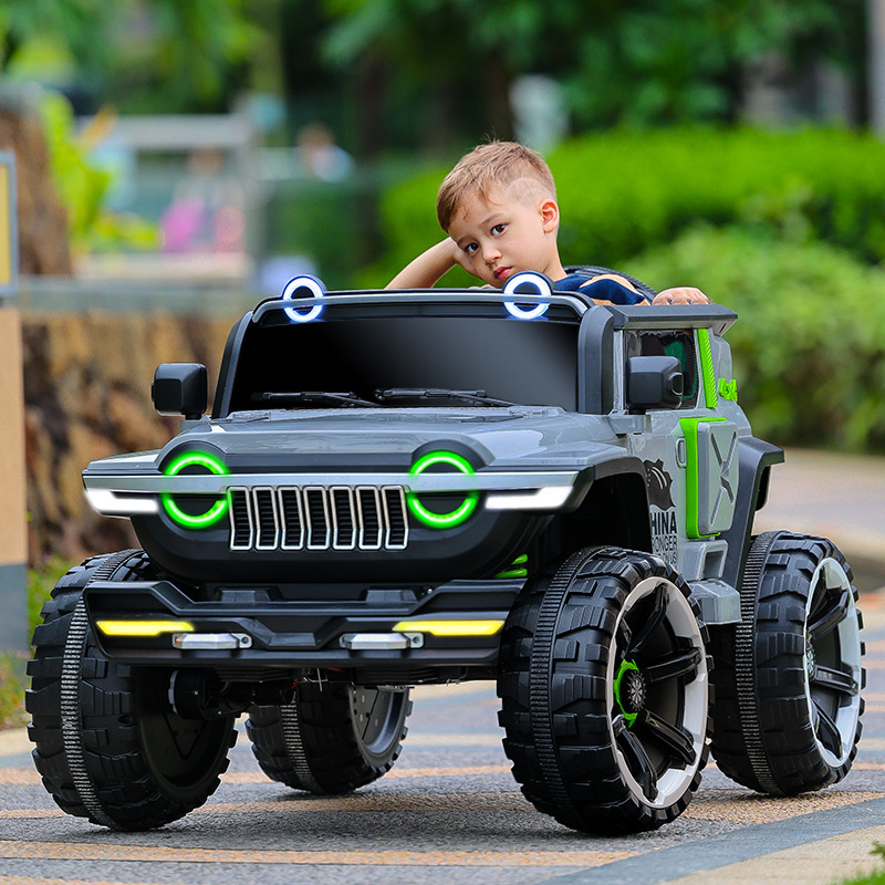 new model ride on adult car/ Best price 4 seater kids electric car/ guangdong toys ride on car with good quality