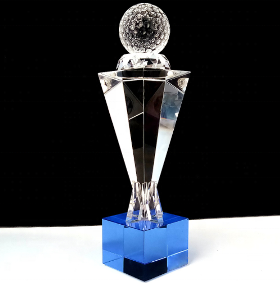 Honor of crystal Clear Business Wedding Gift Shield Shaped Sports Style Ball For Club Iceberg Crystal Golf Trophy Cup