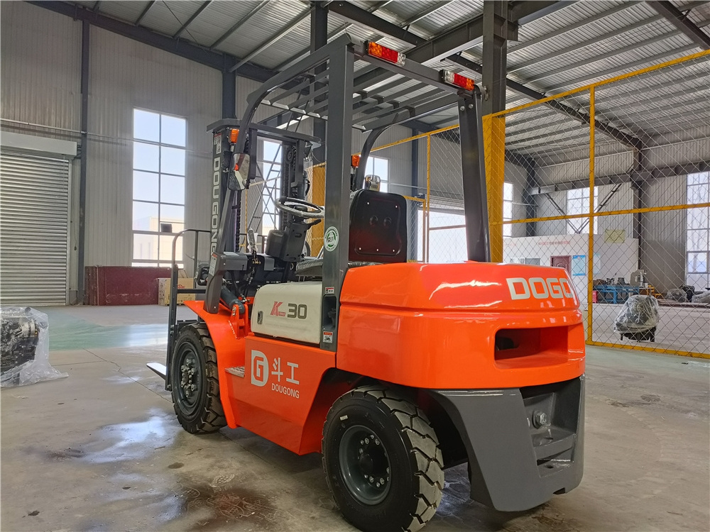 Hot china manufacture quality Chinese four wheel pneumatic Tyre fork lift small for sale deli forklift 3ton made in China