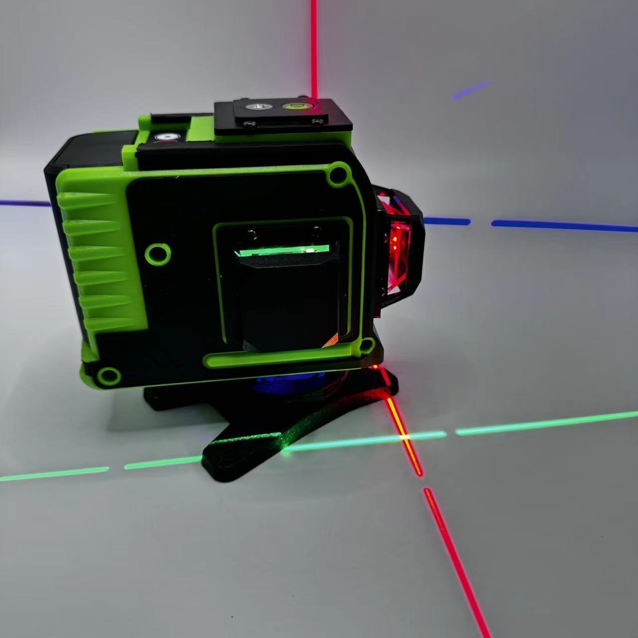 3D Full set rotating and self-leveling 360 degrees horizontal and vertical 12 lines laser level