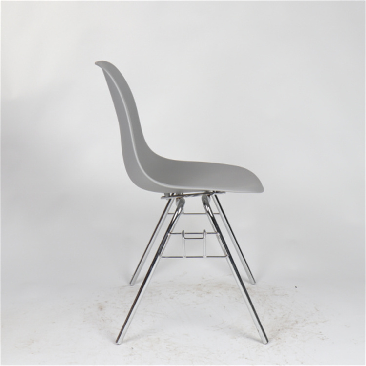 Factory direct sales  Leisure Fashion Minimalist Modern Popular Dining Chair Dining Room Furniture For Casual Plastic Pp Chair