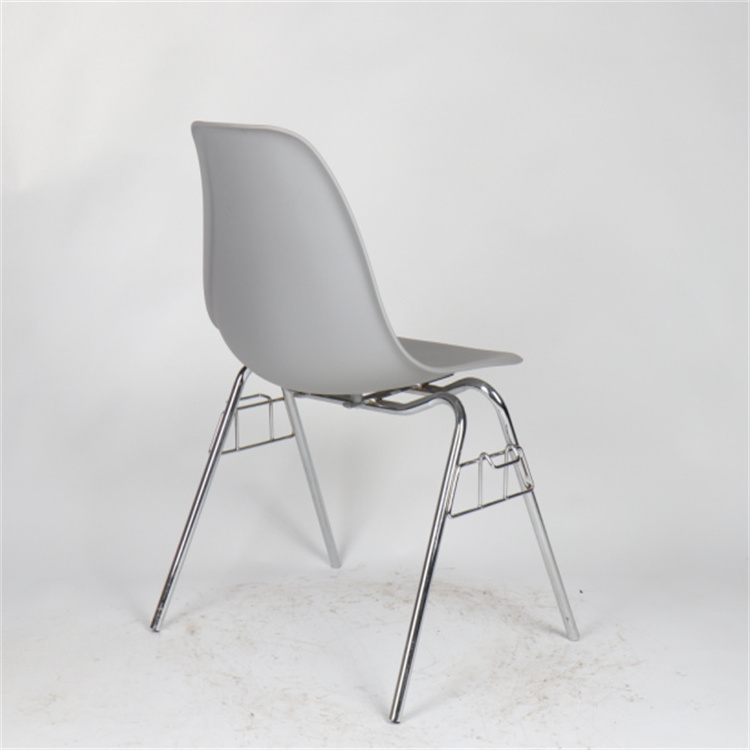 Factory direct sales  Leisure Fashion Minimalist Modern Popular Dining Chair Dining Room Furniture For Casual Plastic Pp Chair