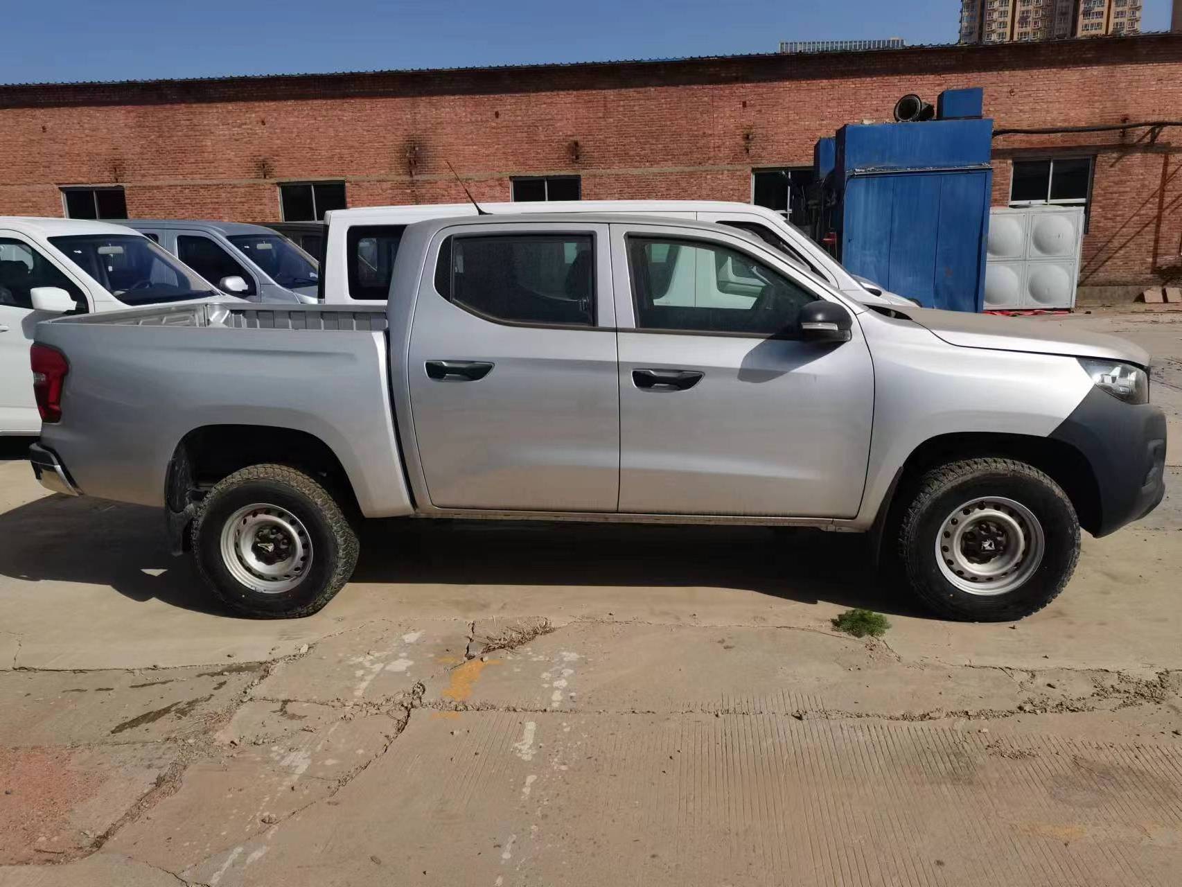 Used Farm Truck 4x4 Peugoet Land Cruiser Pickup for Sale with Delivery Worldwide