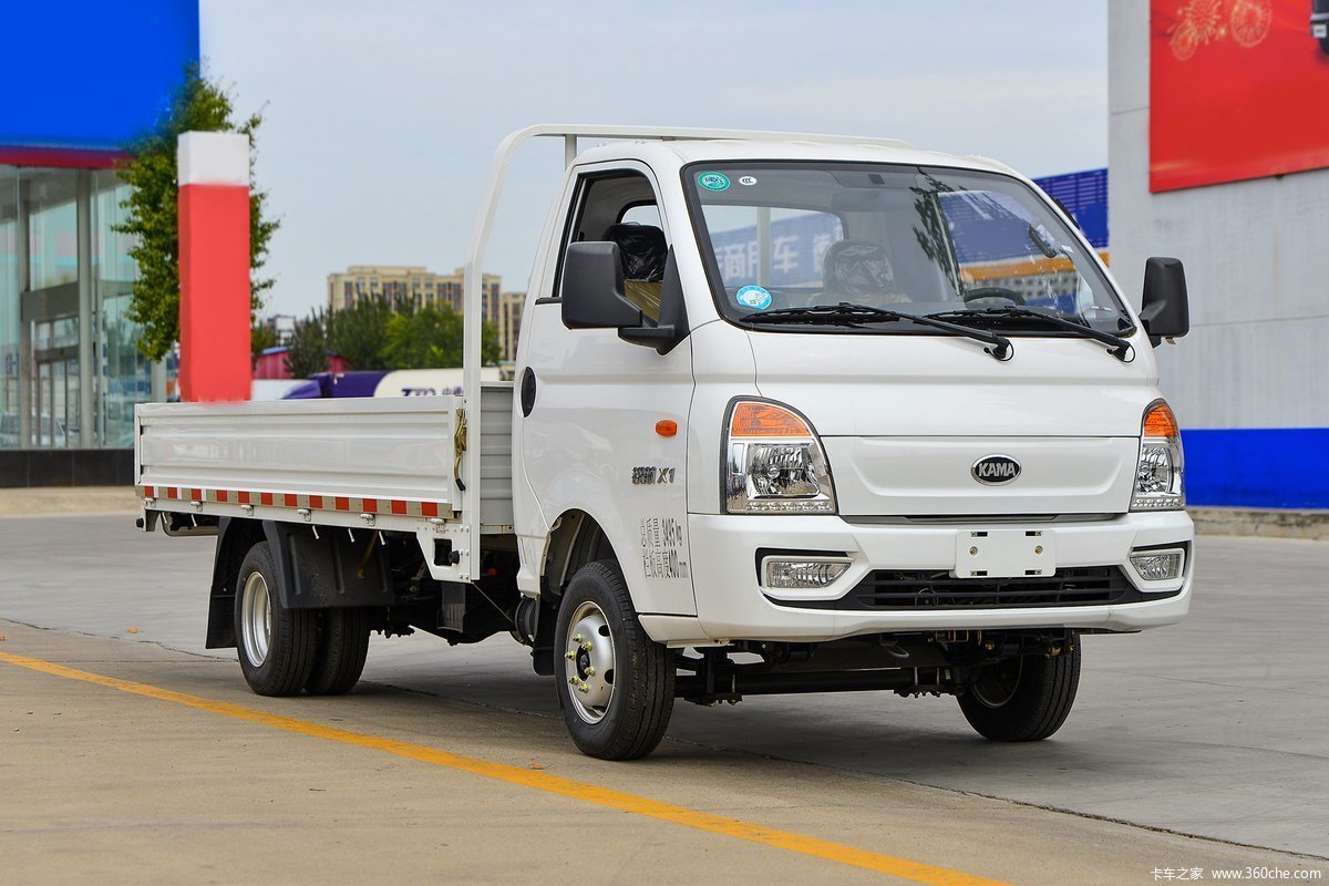 kama cargo truck factory price/mini trucks to 1 tons 3 ton cargo truck