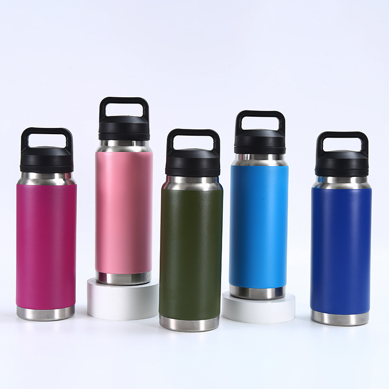 Insulated drink bottle with Chug lid sports yetys insulated water bottle Stainless Steel Vacuum Tumbler