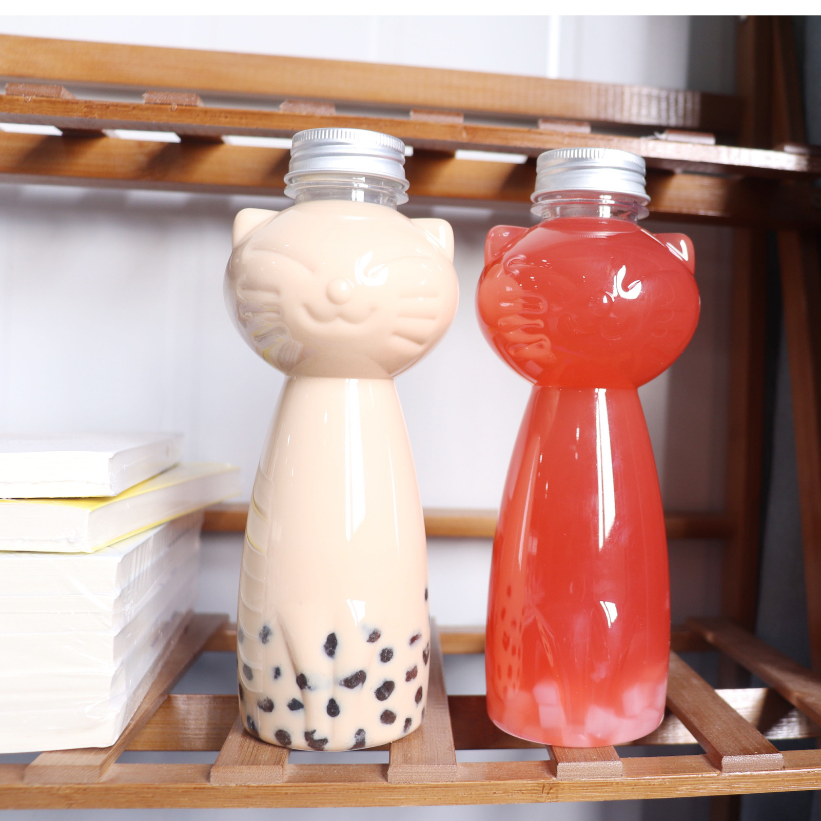 MAYSURE Large Capacity 500ml Cute Animal Cat  Shaped PET Plastic Bottles for Juice Water Milk Beverage