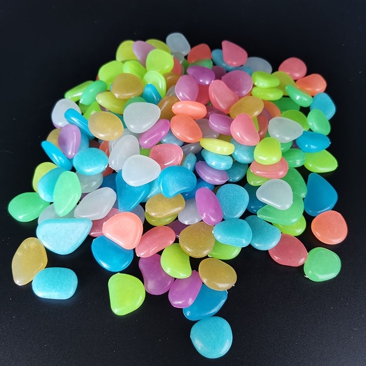 High Quality Luminous Glowing Garden Pebble Stone for sale