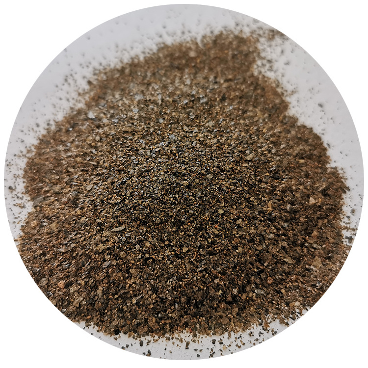 Raw vermiculite, perlite