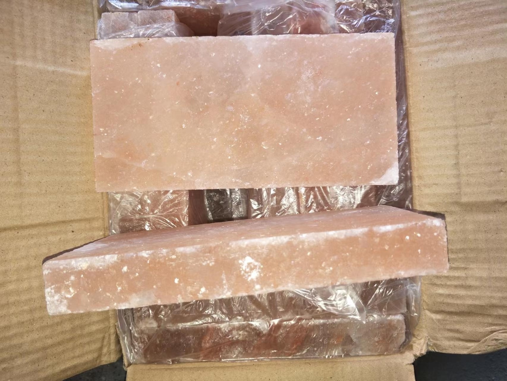 Natural Himalayan Salt Bricks 20x10x2cm 20x10x2.5cm 20x20x2.5cm for Salt Room Sauna Room BBQ OEM ODM