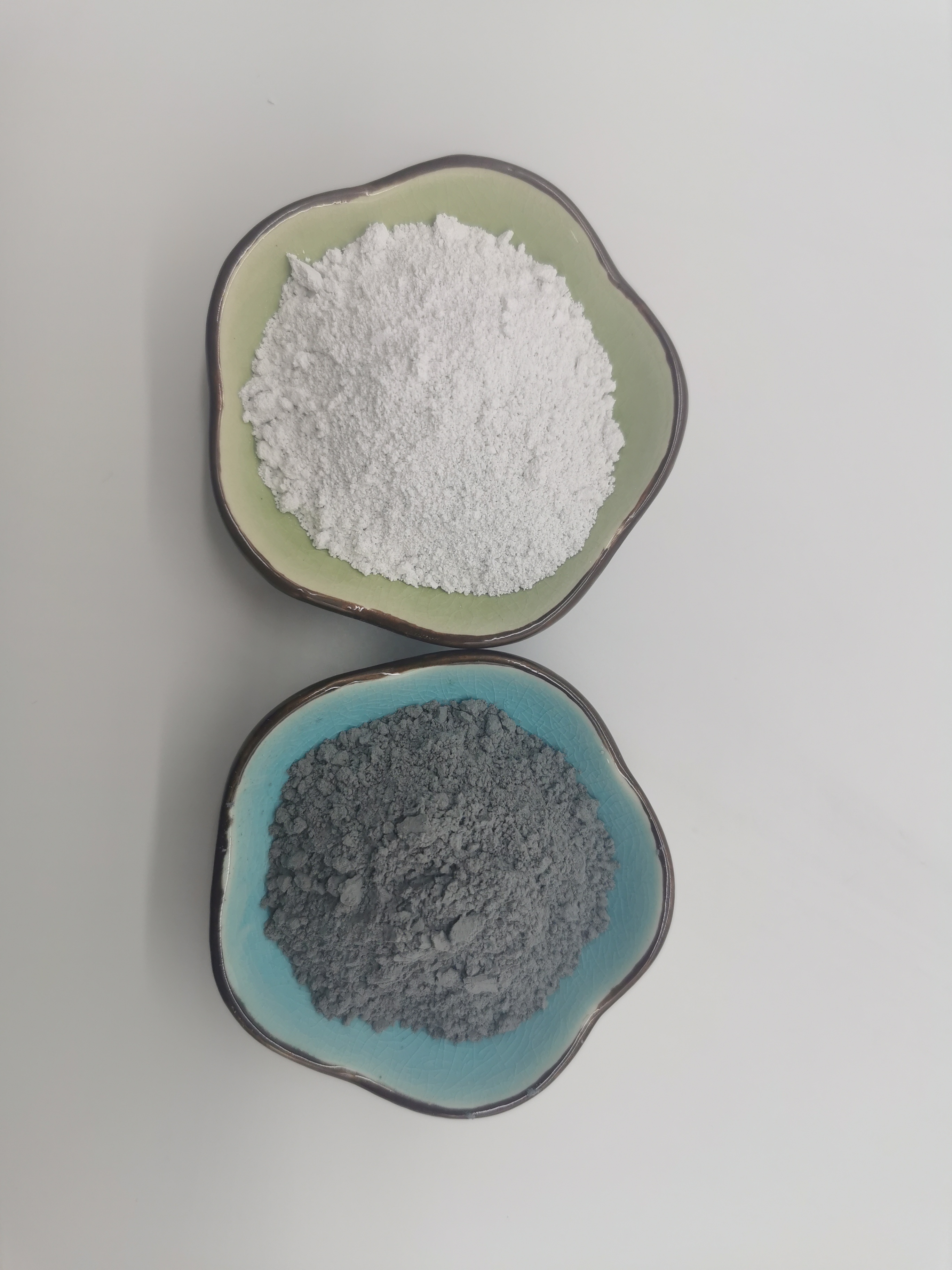 Industrial Grade BaSO4/Barite Powder In Bulk 4.0 powder For Mud Weighting Agent CAS 7727-43-7