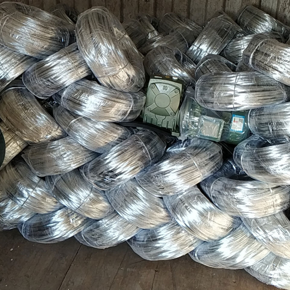 Low price Galvanised Iron Wire 2.5mm Soft Galvanised Wire Mesh Price