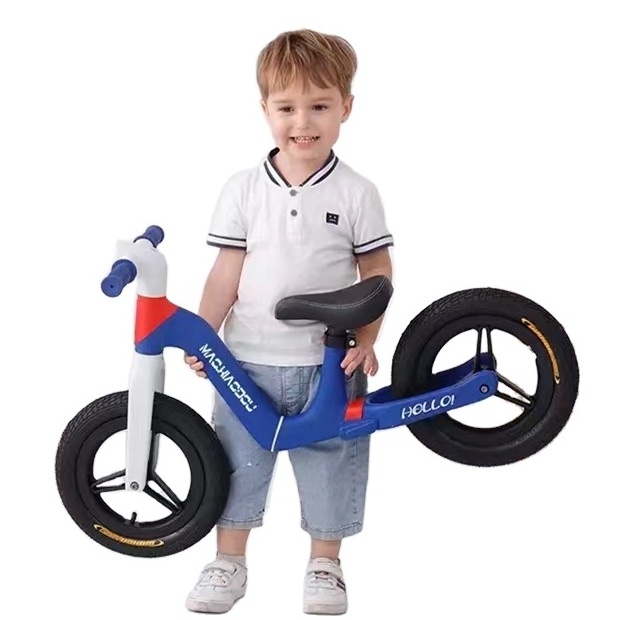 Children's balance bike  3-year-old baby toy slide children's slide car no pedal outdoor racing slide car