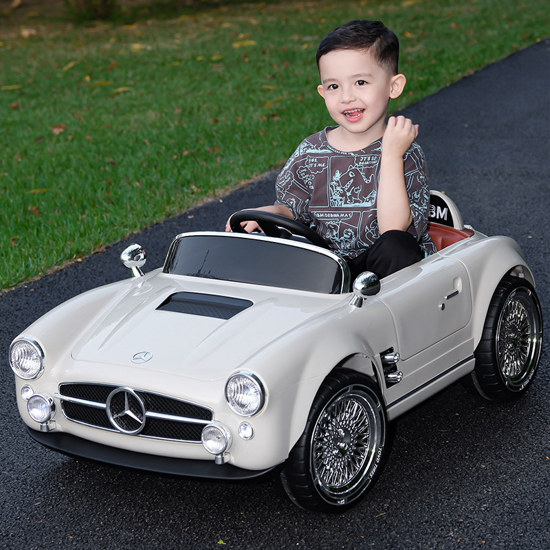 New design Vintage kids ride on car 12v kids ride on car electric /2 motor remote control rechargeable kids car