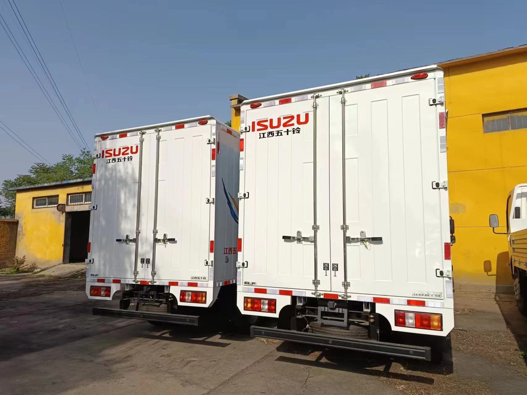 New Design Isuzu 4x2 6m 5Ton Meat Transport Refrigerator Truck Cooling Van For Sale