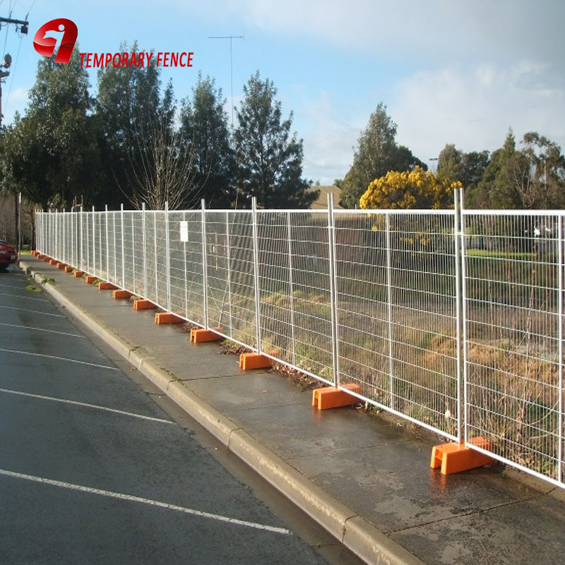 Cheap Security Pvc  Portable Temporary Pool Fence Panels For Camping Portable Security Fence