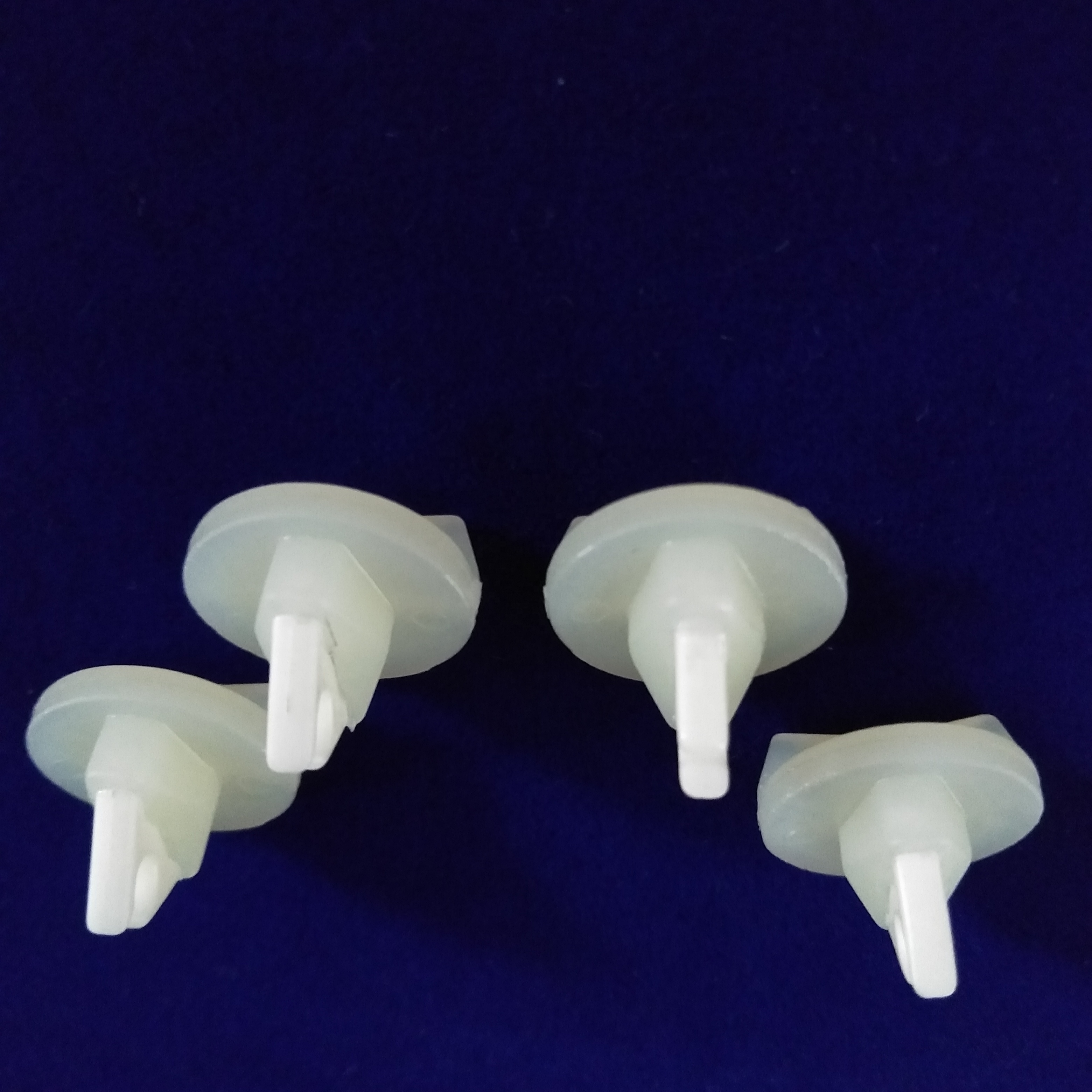 Rabbit Head Alumina Ceramic Traverse Guide for Yarn Spinning Machine