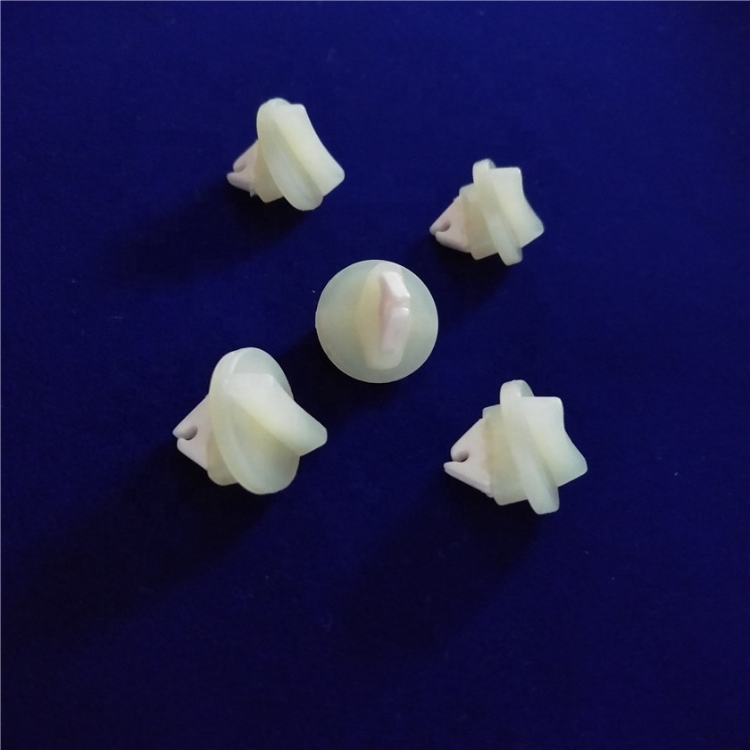 rabbit head shape 95% AL2O3 aumina ceramic traverse guide for textile machinery