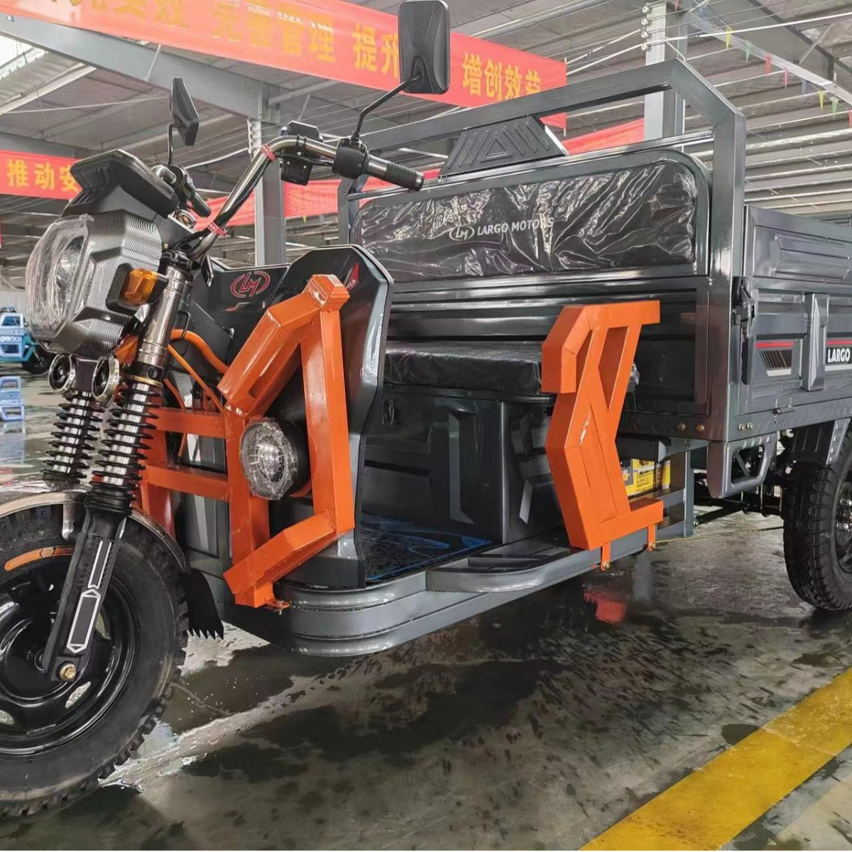 Electric Tricycle for Cargo Electric Cargo Tricycle Good Quality Three Wheel Motorcycle 3 Wheels and 4 Semi Truck Chinese 4 Door