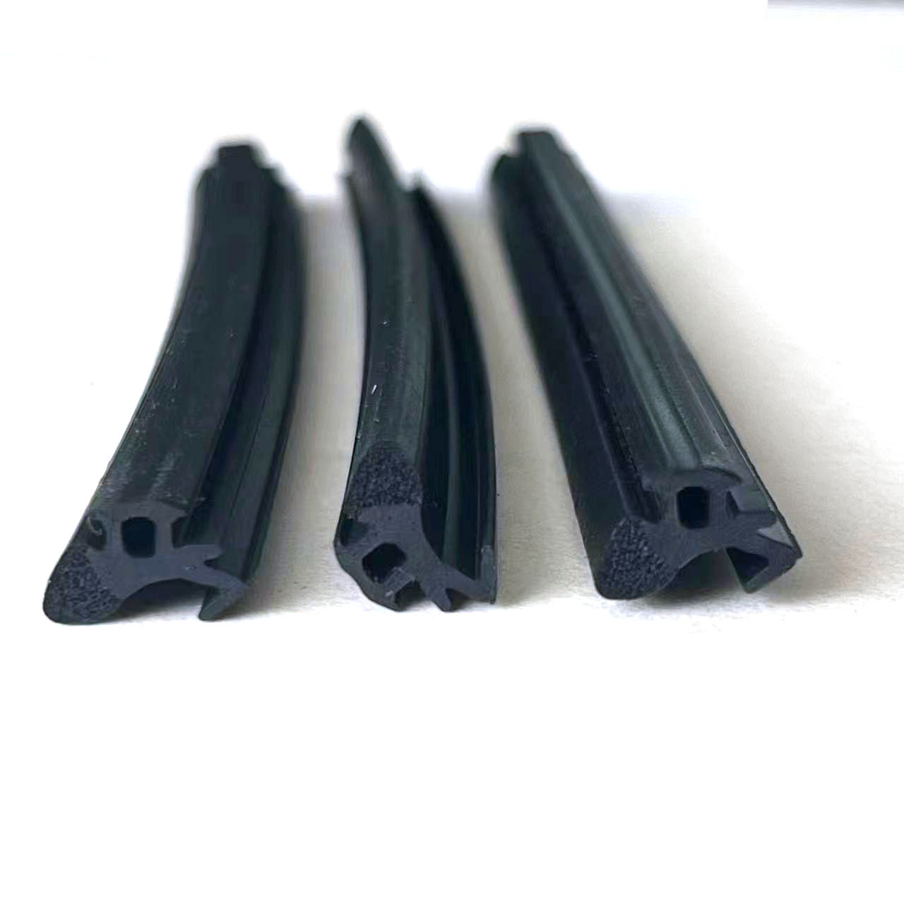 Customesd Rubber Hollow Guard Gap Filler Strips Rubber Gasket Silicon Sealing Strip