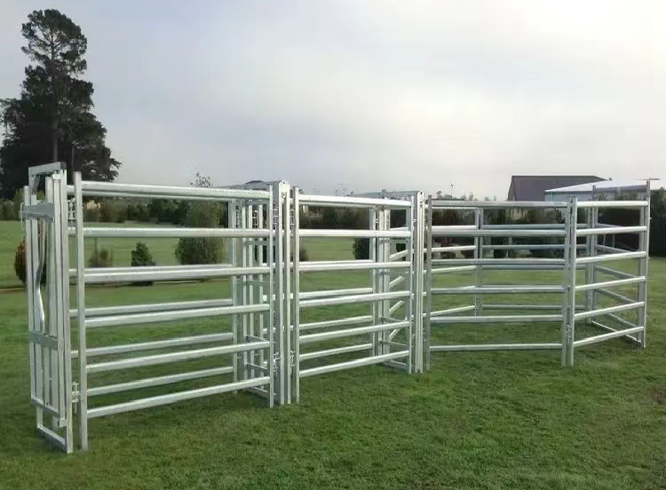 Cattle Fences Metal/cheap Pvc Horse Fence/portable Sheepyard Coated Farm Fence Steel for Sale China 5 or 6 Outdoor