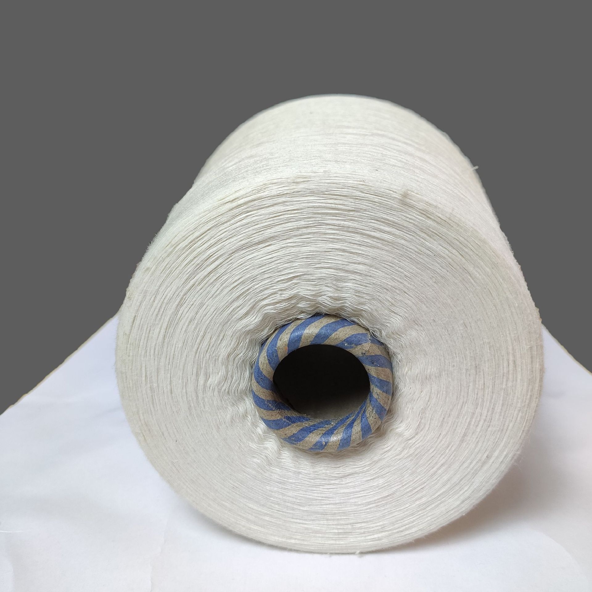 Pure Cotton Yarn Solid Color Yarn 32 Ring Spinning CVC TC10 Air Spinning Knitting Yarn Cotton Fabric