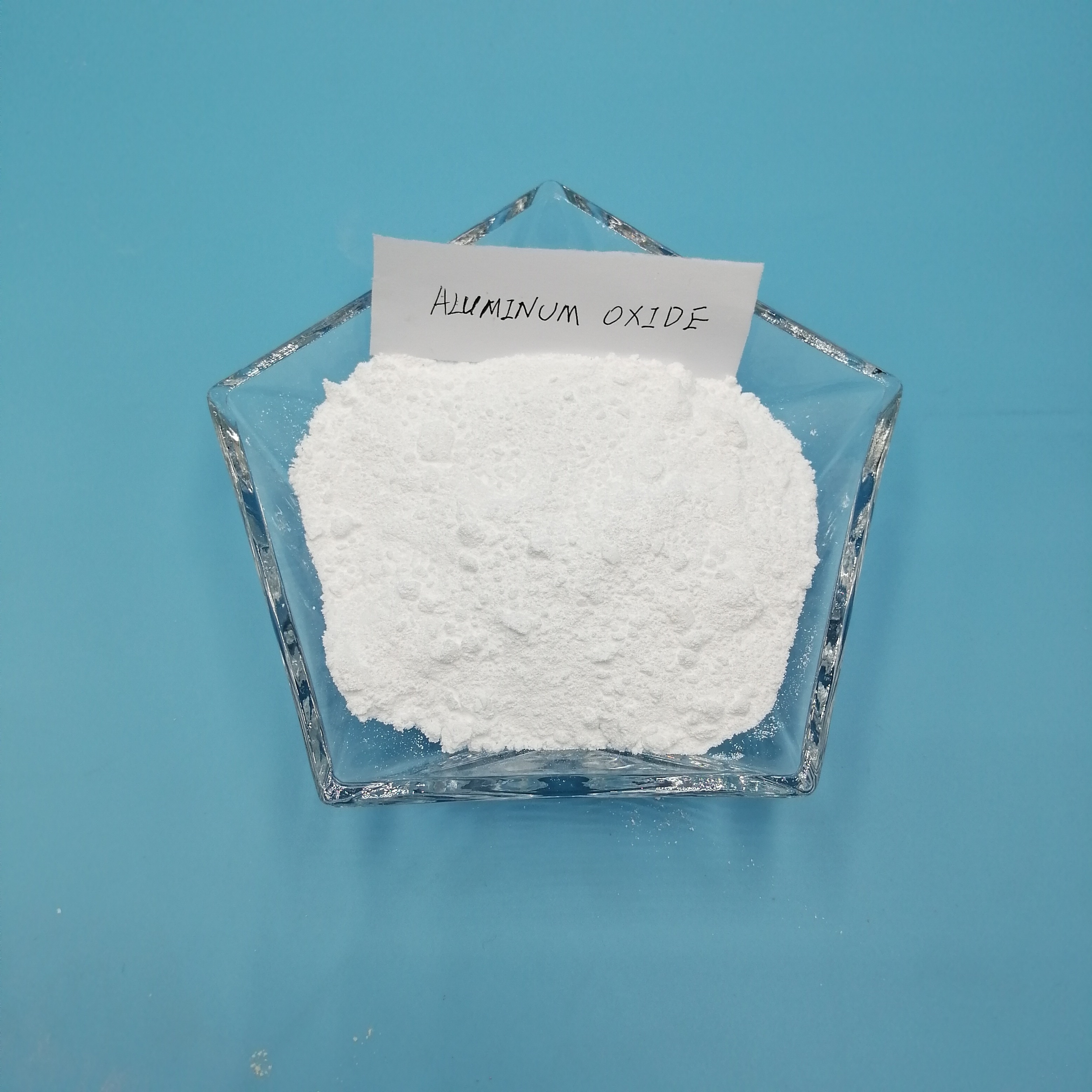 Aluminum Oxide Al2O3 fine powder for ceramic industry