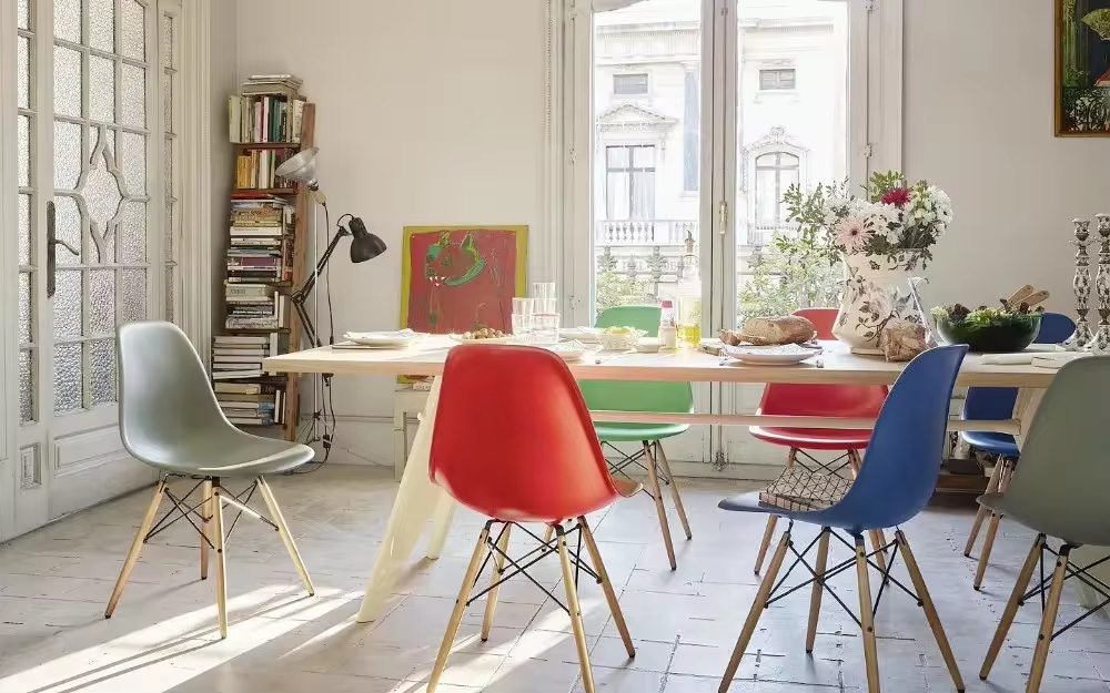 Black Plastic Chair with Wooden Legs Mid-Century Shell Lounge Plastic chair