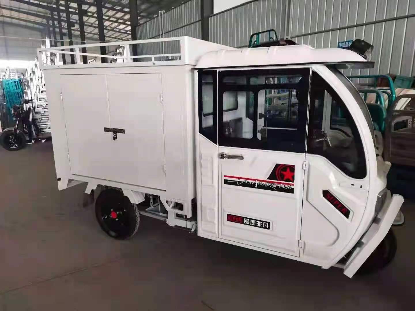 Chinese Three Wheel Electric Cargo Express Tuk Tuk Tricycles for Sale