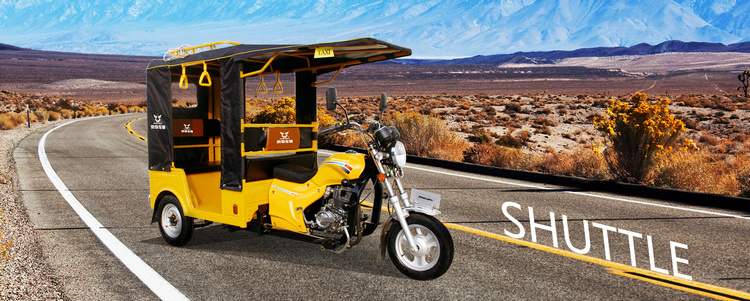 Popular Bajaj 3-Wheel Motorcycle 250CC Gasoline Powered Tuk Tuk with Open Body for Cargo for Passengers